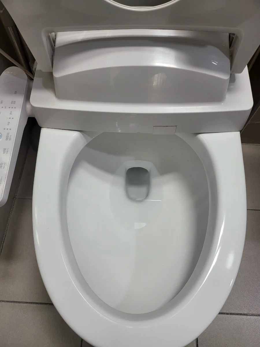 영동군(학산면) 변기 반복 막힘 원인 확인과 안전한 해결 원칙 · 어떤 자가조치가 안전한가요? 관련 이미지